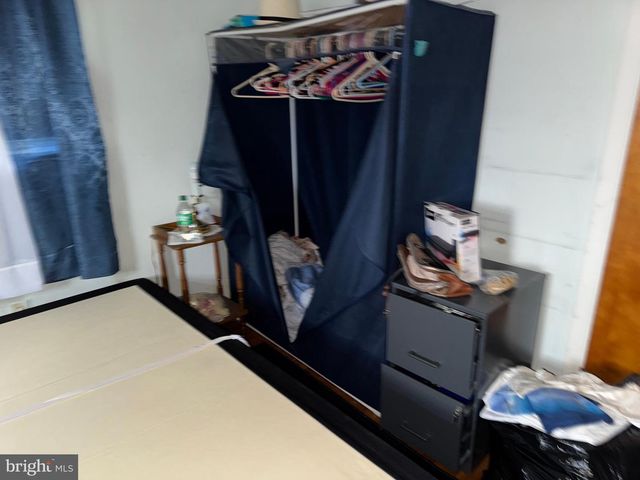 609 W EVESHAM AVE, Magnolia, NJ 08049