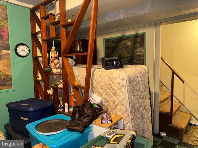 609 W EVESHAM AVE, Magnolia, NJ 08049