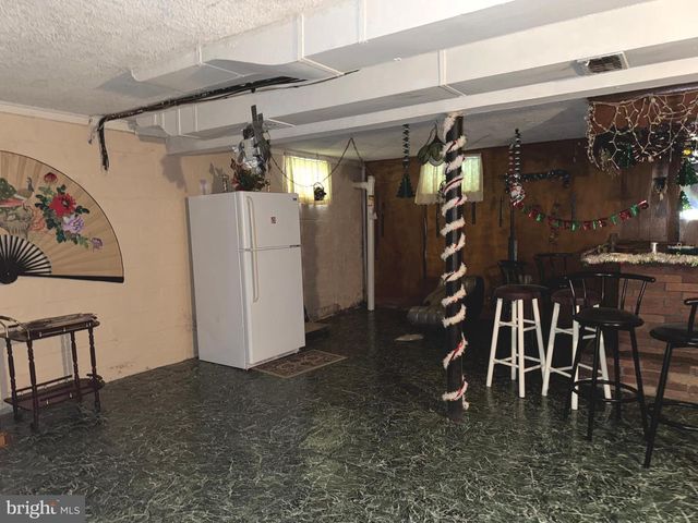 609 W EVESHAM AVE, Magnolia, NJ 08049