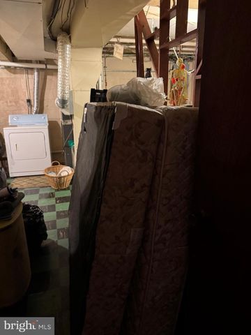 609 W EVESHAM AVE, Magnolia, NJ 08049