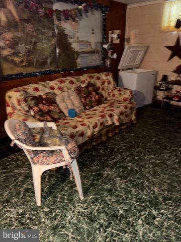 609 W EVESHAM AVE, Magnolia, NJ 08049