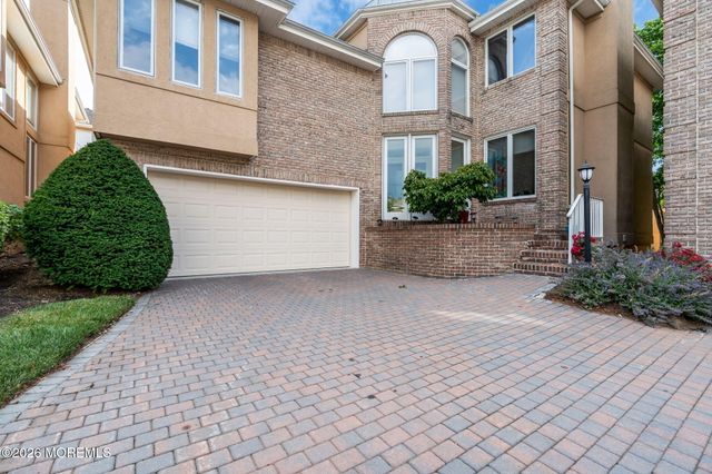 56 Tamarac Court, Holmdel, NJ 07733