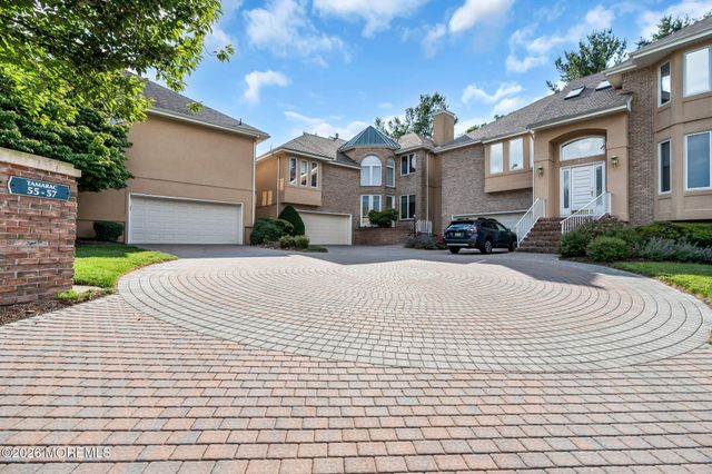 56 Tamarac Court, Holmdel, NJ 07733