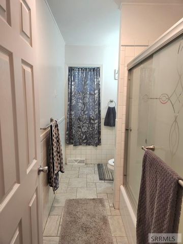 1472 Austin Avenue, Idaho Falls, ID 83404