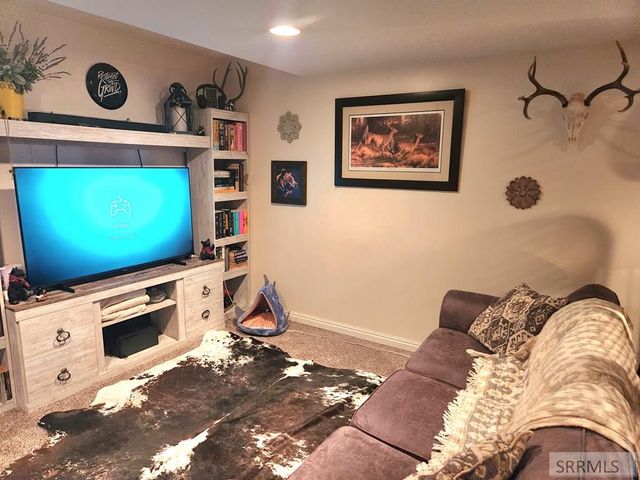 1472 Austin Avenue, Idaho Falls, ID 83404