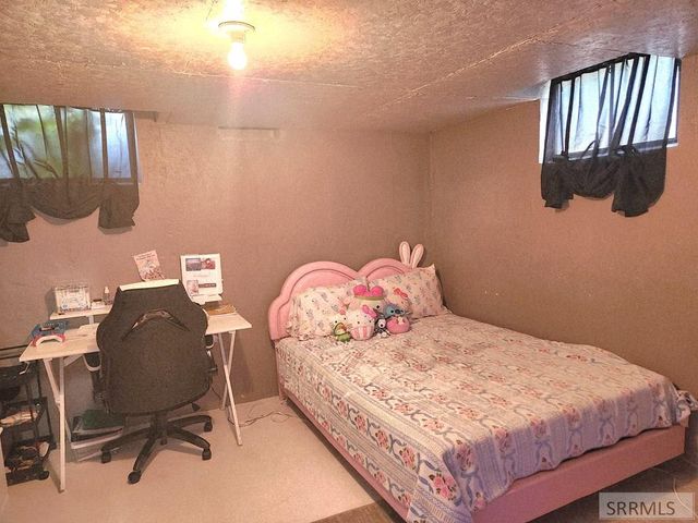 1472 Austin Avenue, Idaho Falls, ID 83404