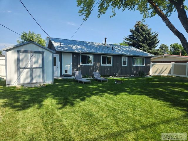 1472 Austin Avenue, Idaho Falls, ID 83404