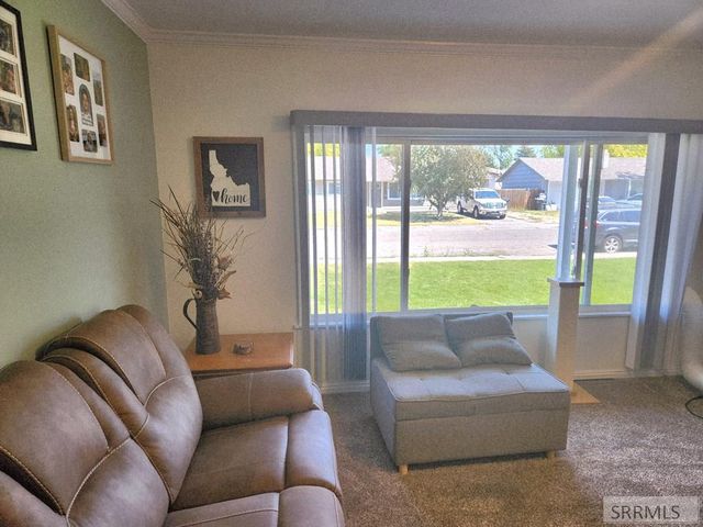 1472 Austin Avenue, Idaho Falls, ID 83404