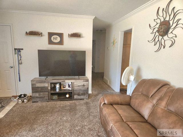 1472 Austin Avenue, Idaho Falls, ID 83404
