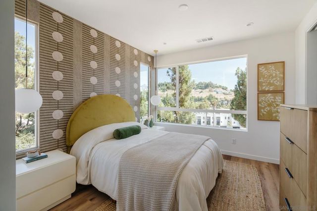 3852 N Emery Wy, Los Angeles, CA 90065