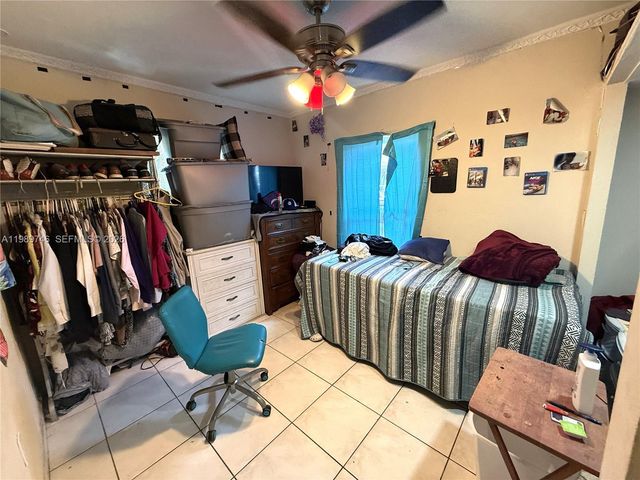 9615 NW 26th Ave, Miami, FL 33147