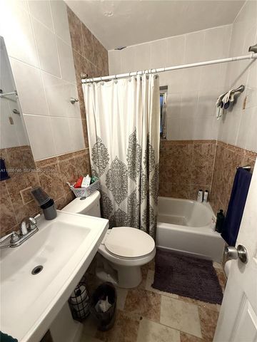 9615 NW 26th Ave, Miami, FL 33147
