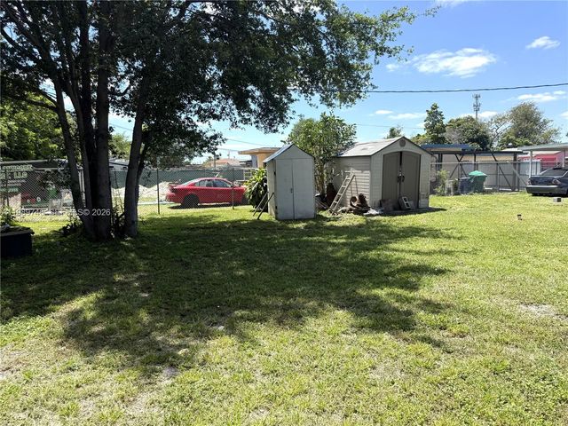 9615 NW 26th Ave, Miami, FL 33147