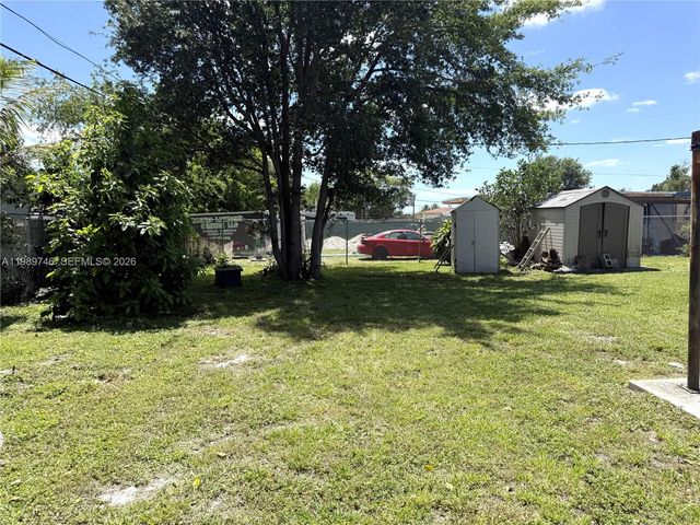9615 NW 26th Ave, Miami, FL 33147