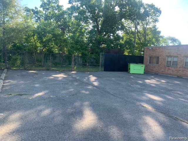 16210 James Couzens Freeway, Detroit, MI 48221