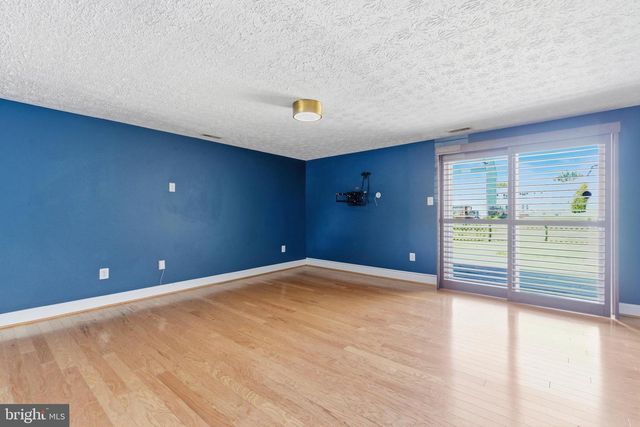 8 PRIMROSE COURT, Parkville, MD 21234