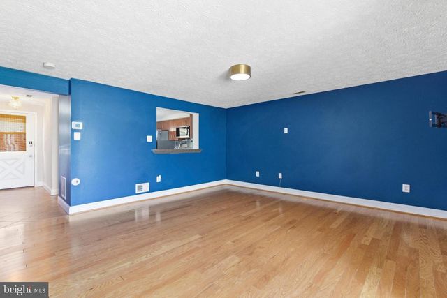 8 PRIMROSE COURT, Parkville, MD 21234