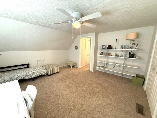 3997 E First Rd, Monticello, IN 47960