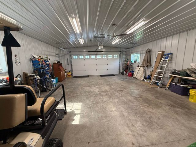3997 E First Rd, Monticello, IN 47960