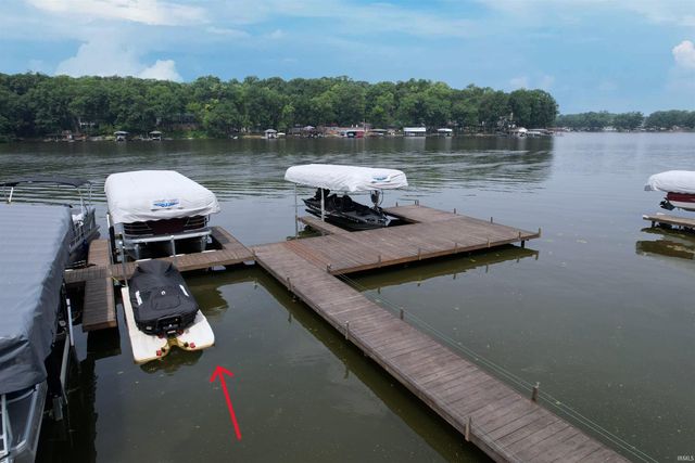 3997 E First Rd, Monticello, IN 47960