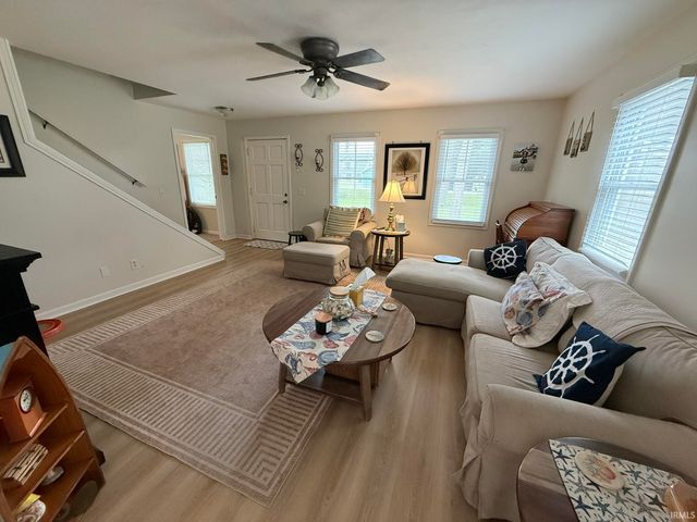 3997 E First Rd, Monticello, IN 47960