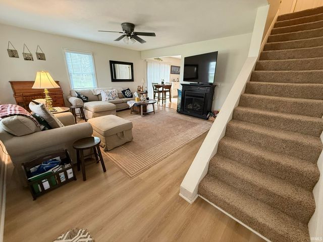 3997 E First Rd, Monticello, IN 47960