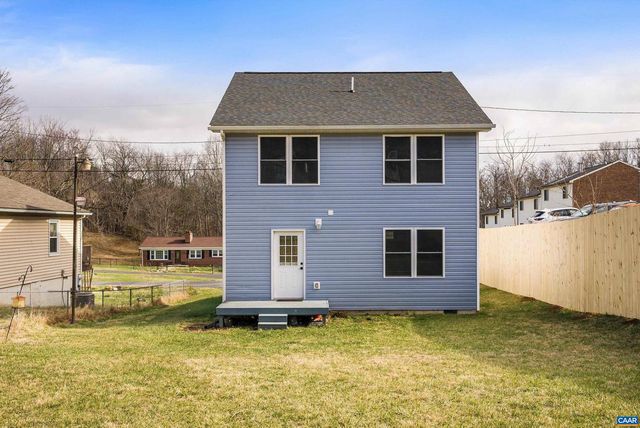2511 CHESAPEAKE ST, Staunton, VA 24401