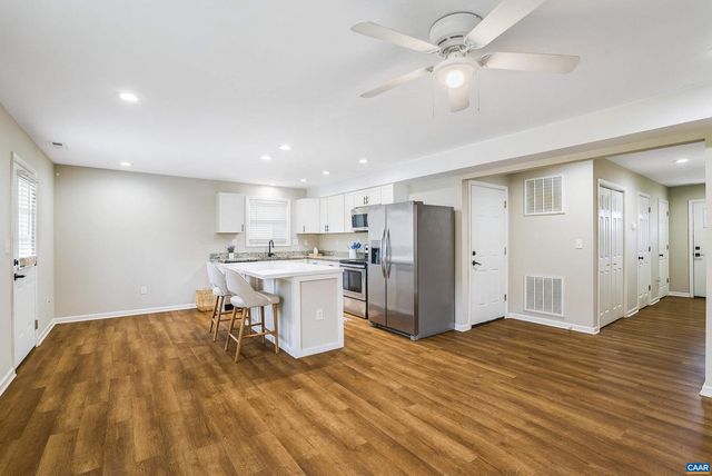 2511 CHESAPEAKE ST, Staunton, VA 24401