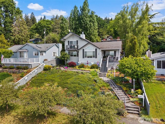 38 SE Washington Street, Chehalis, WA 98532