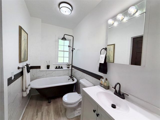 415 W 4th Street S, Newton, IA 50208