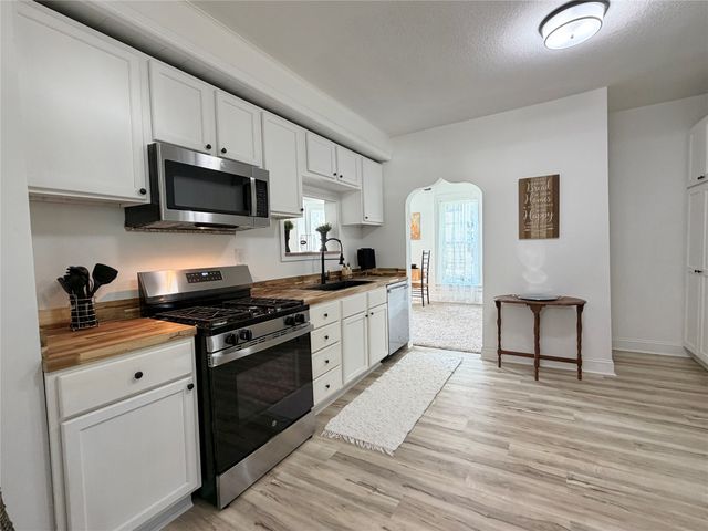 415 W 4th Street S, Newton, IA 50208