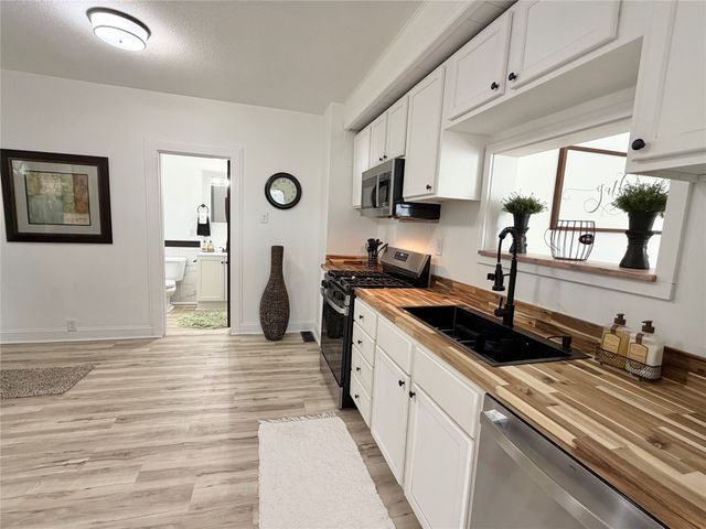 415 W 4th Street S, Newton, IA 50208