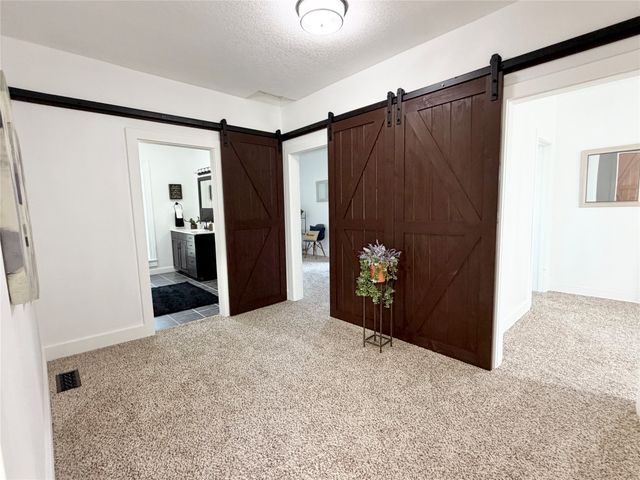 415 W 4th Street S, Newton, IA 50208