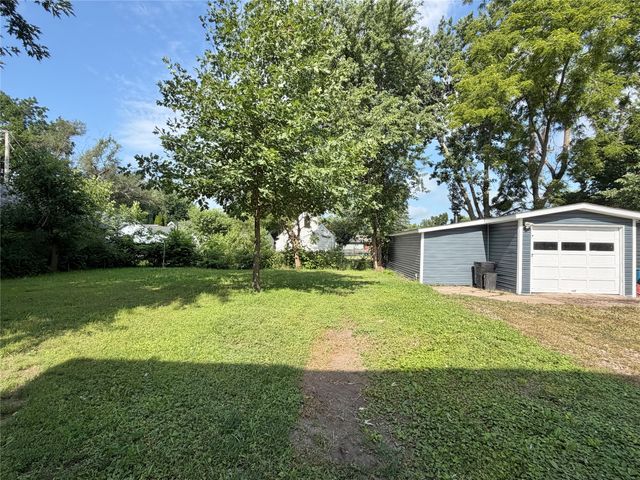 415 W 4th Street S, Newton, IA 50208