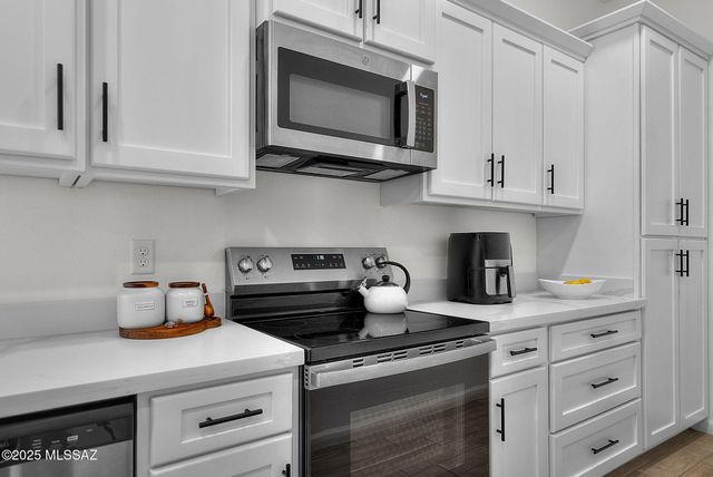 65 Avenida Pastor, Rio Rico, AZ 85648