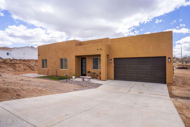 65 Avenida Pastor, Rio Rico, AZ 85648