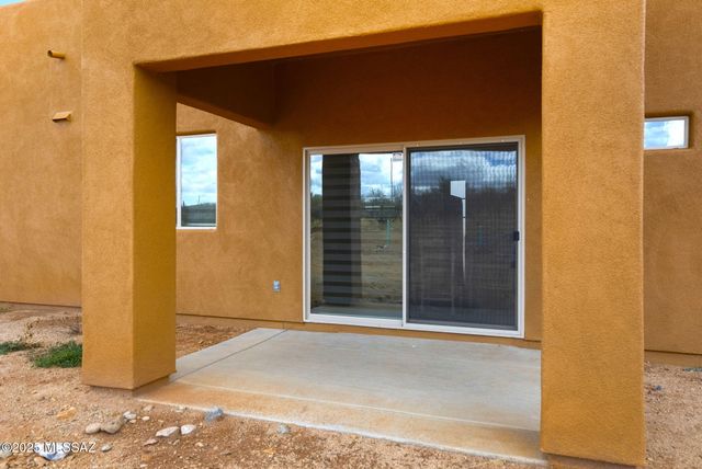 65 Avenida Pastor, Rio Rico, AZ 85648