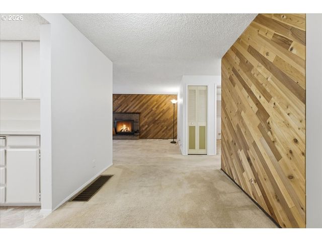 12140 Sw CAMDEN Ln, Beaverton, OR 97008