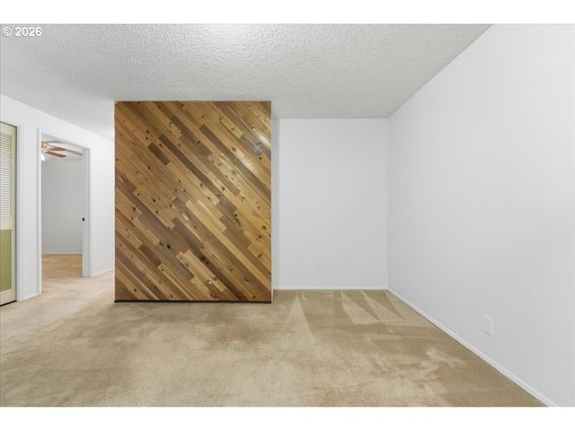 12140 Sw CAMDEN Ln, Beaverton, OR 97008