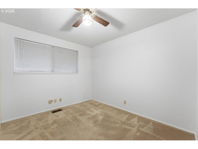 12140 Sw CAMDEN Ln, Beaverton, OR 97008