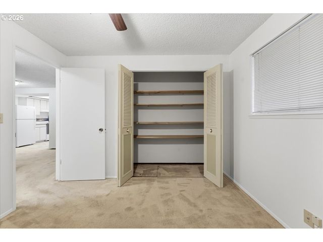 12140 Sw CAMDEN Ln, Beaverton, OR 97008