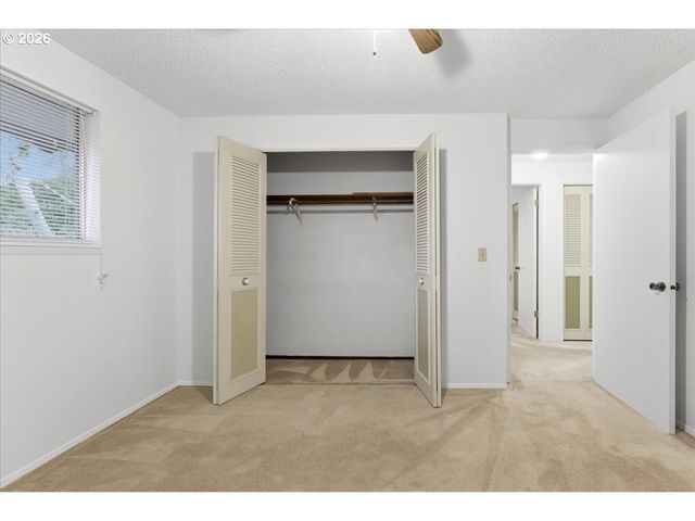 12140 Sw CAMDEN Ln, Beaverton, OR 97008