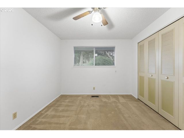 12140 Sw CAMDEN Ln, Beaverton, OR 97008