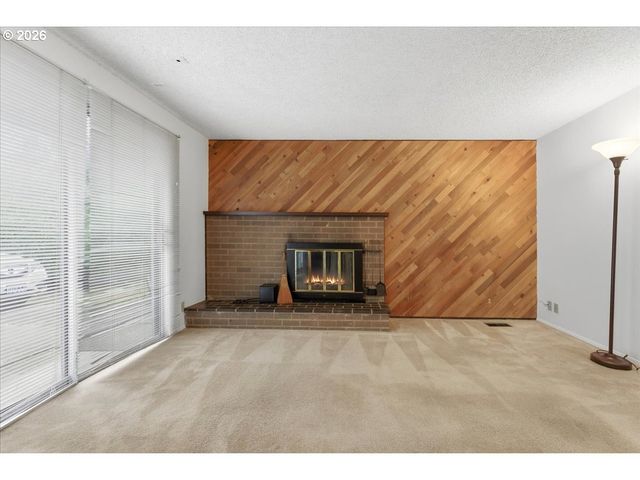 12140 Sw CAMDEN Ln, Beaverton, OR 97008