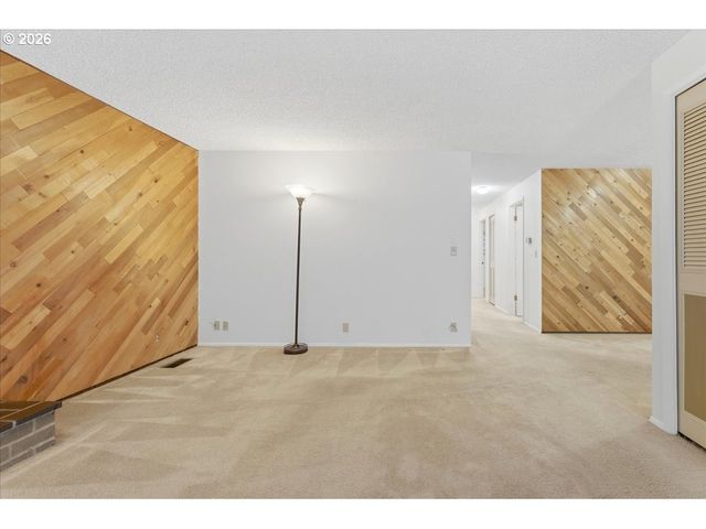 12140 Sw CAMDEN Ln, Beaverton, OR 97008