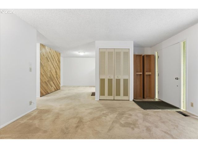 12140 Sw CAMDEN Ln, Beaverton, OR 97008