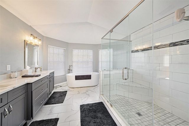 8805 CROSS LANDING LANE, Riverview, FL 33578