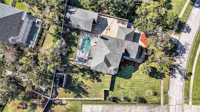 8805 CROSS LANDING LANE, Riverview, FL 33578