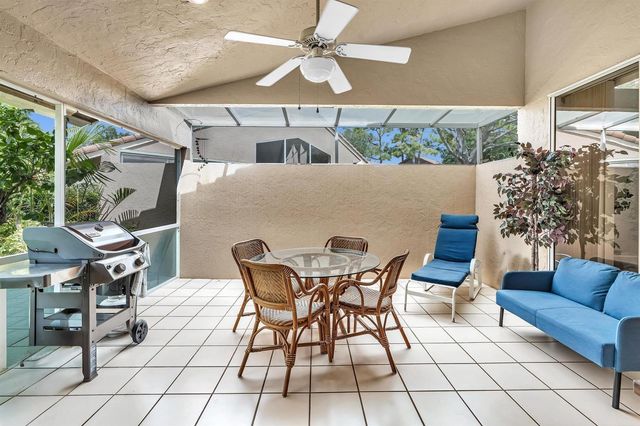1904 Rosewood Way, Palm Beach Gardens, FL 33418