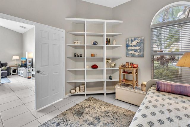 1904 Rosewood Way, Palm Beach Gardens, FL 33418